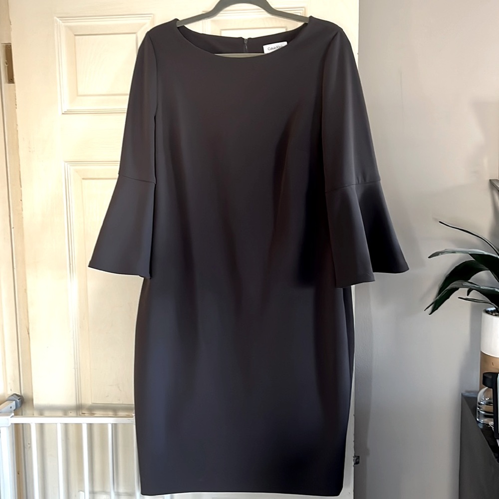Calvin Klein dress knee length dark charcoal sheath stretch viscose Sz 14.